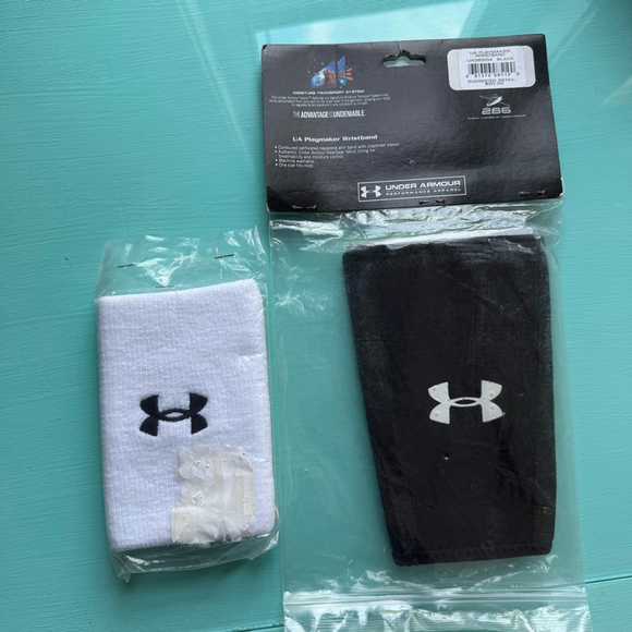 Under Armour Youth White Football Playmaker Wristband - Picture 3 of 3